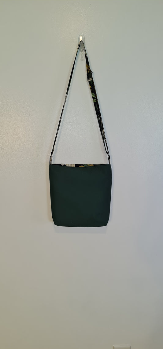 Crossbody-Hunter Green Floral