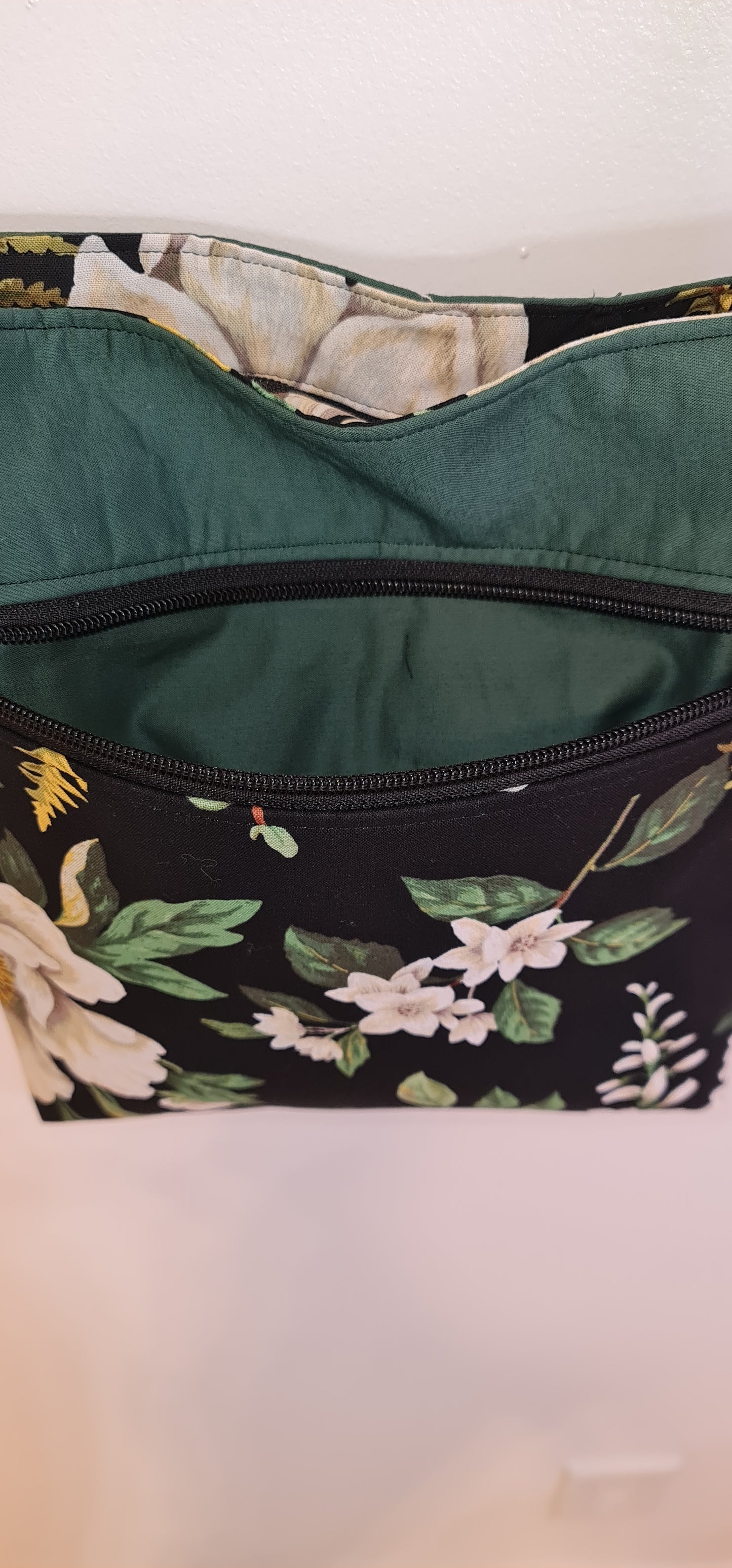 Crossbody-Hunter Green Floral