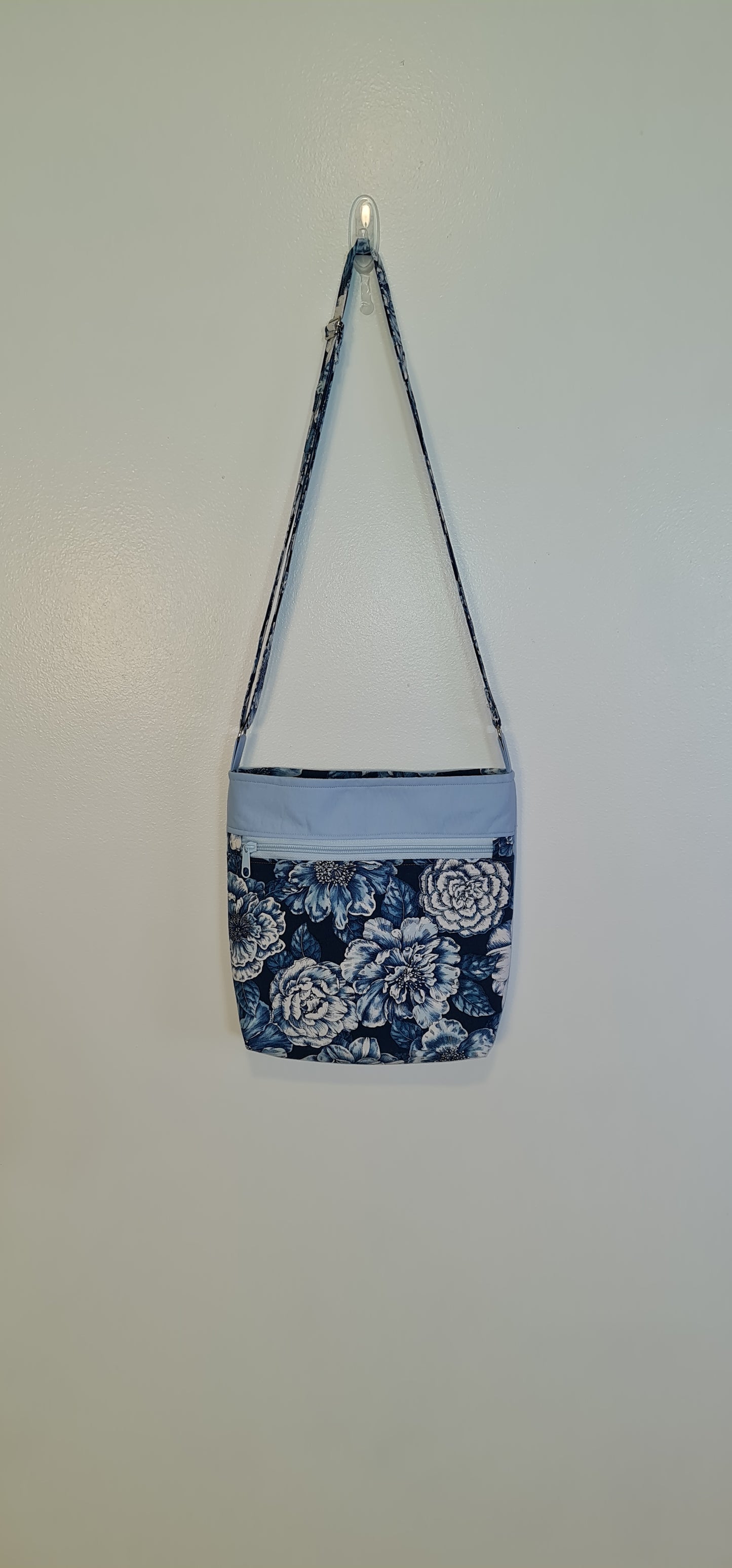 Crossbody-Blue Floral Print