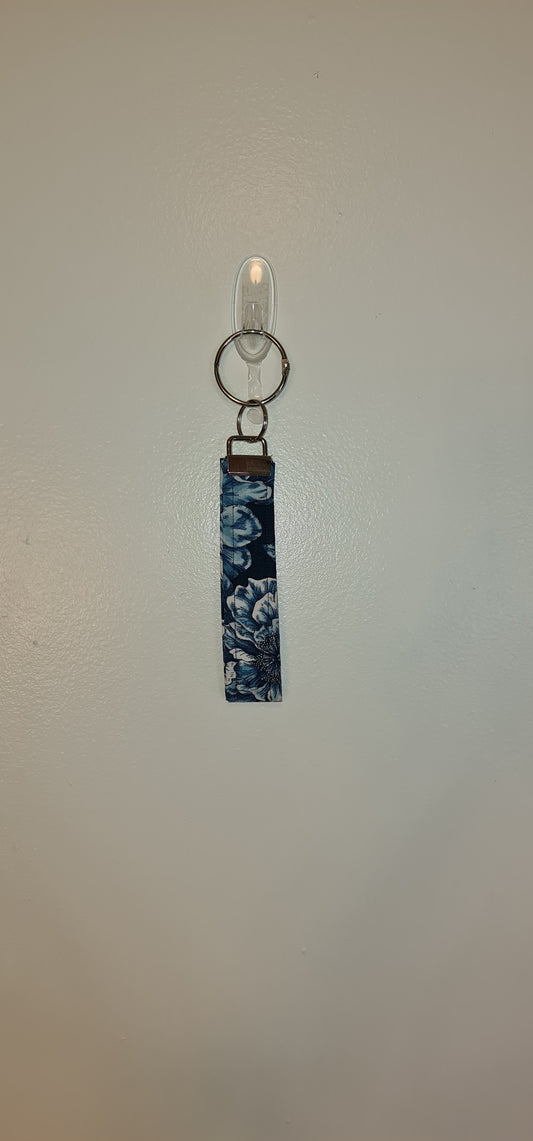 Wristlet-Blue Floral